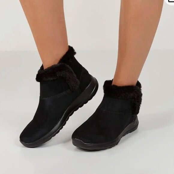 Black suede Sketchers Goga Mat booties Size 9 NWPOT - Picture 1 of 5